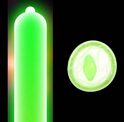 Презервативи флуоринсцентні One Glowing Pleasures в упаковці