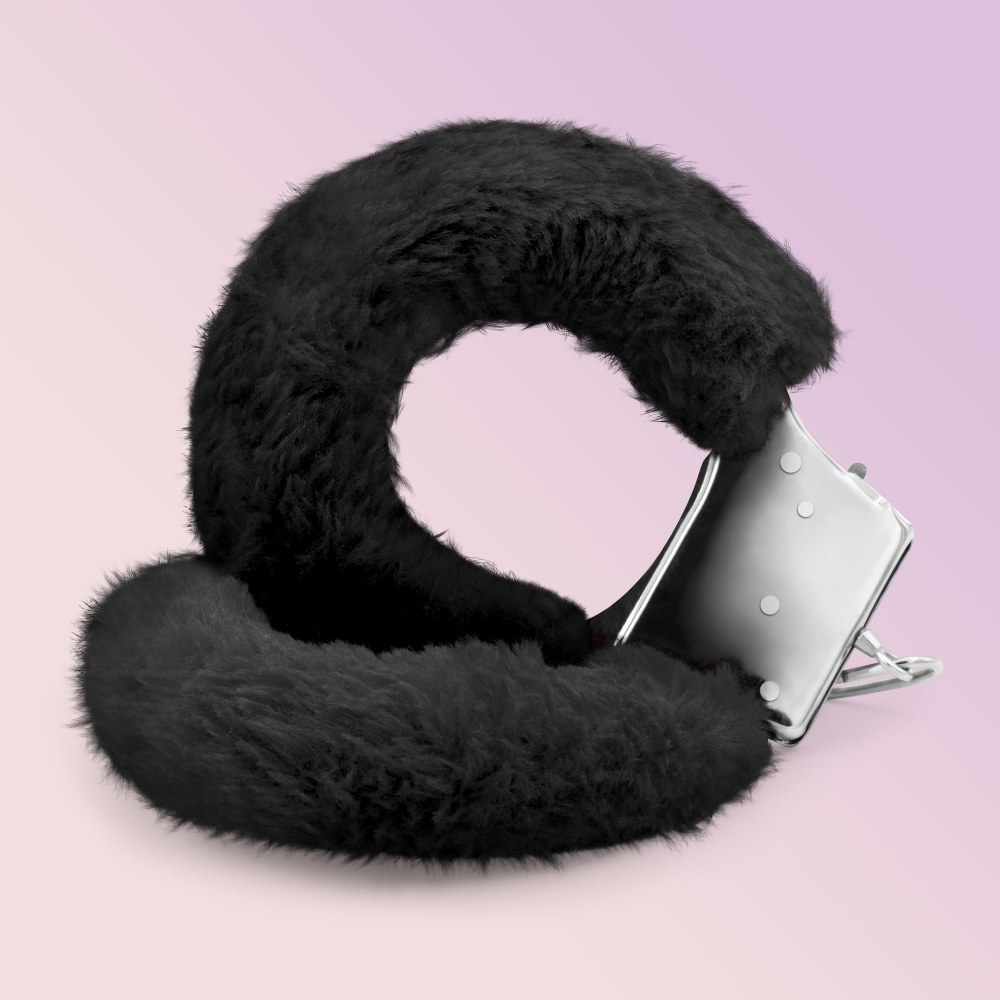Наручники Love Cuffs Crushious металеві, з чорним хутром
