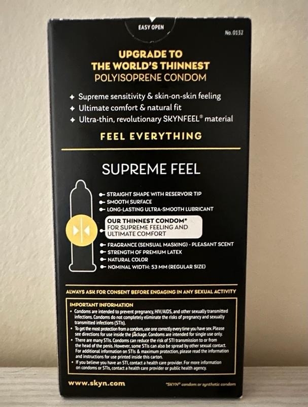 Ультратонкі безлатексні презервативи SKYN Supreme Feel 10 шт, 0,035 мм, природна текстура шкіри