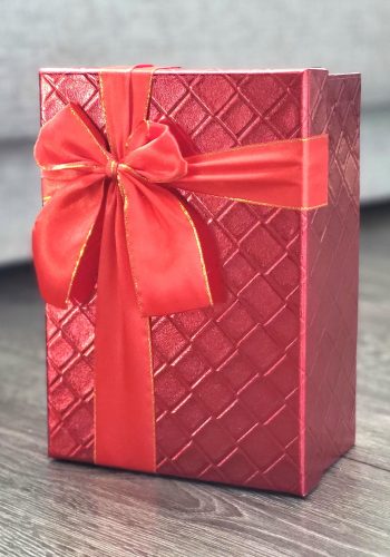 Подарункова коробка з бантом Gift box 12 Red