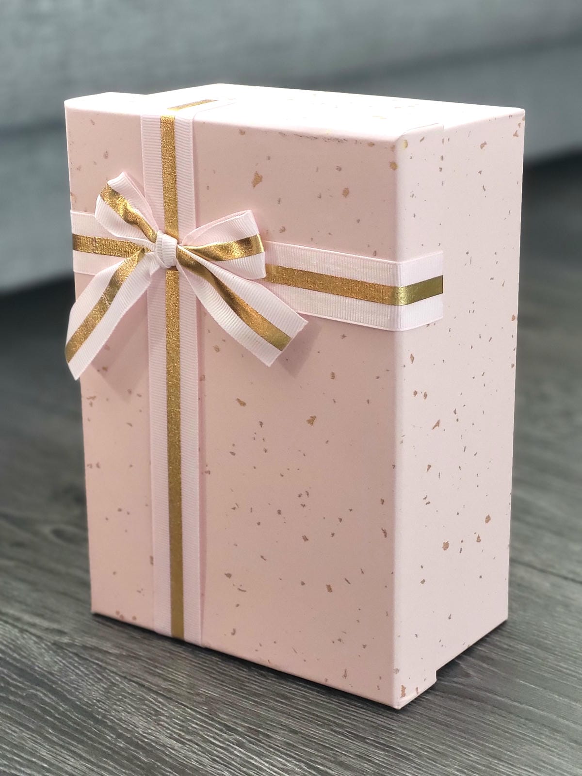 Подарункова коробка з бантом Gift box 13 Pink