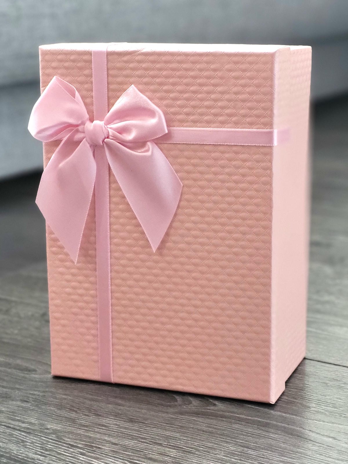 Подарункова коробка з бантом Gift box 14 Pink